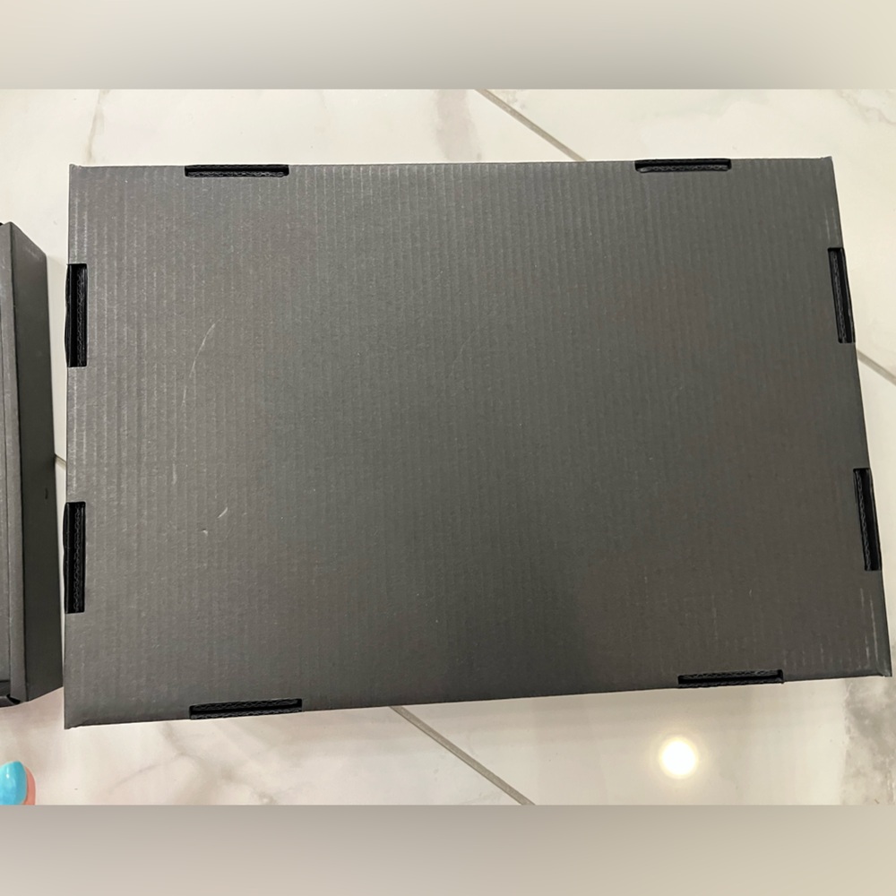 Authentic Prada Black & White Milano Logo Gift Box - Picture 7 of 11